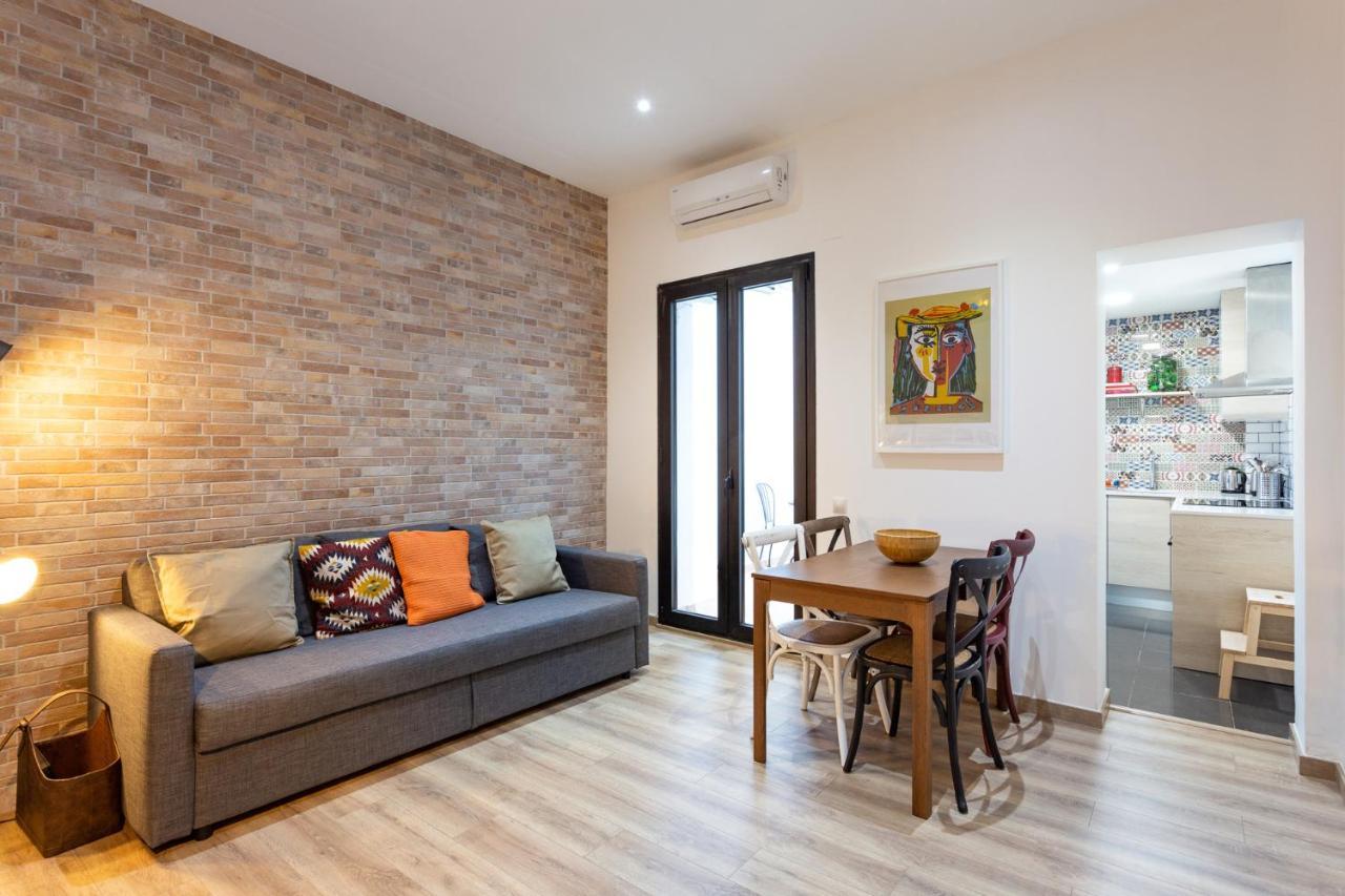 Stay U-Nique Apartments Travessera II บาร์เซโลนา ภายนอก รูปภาพ