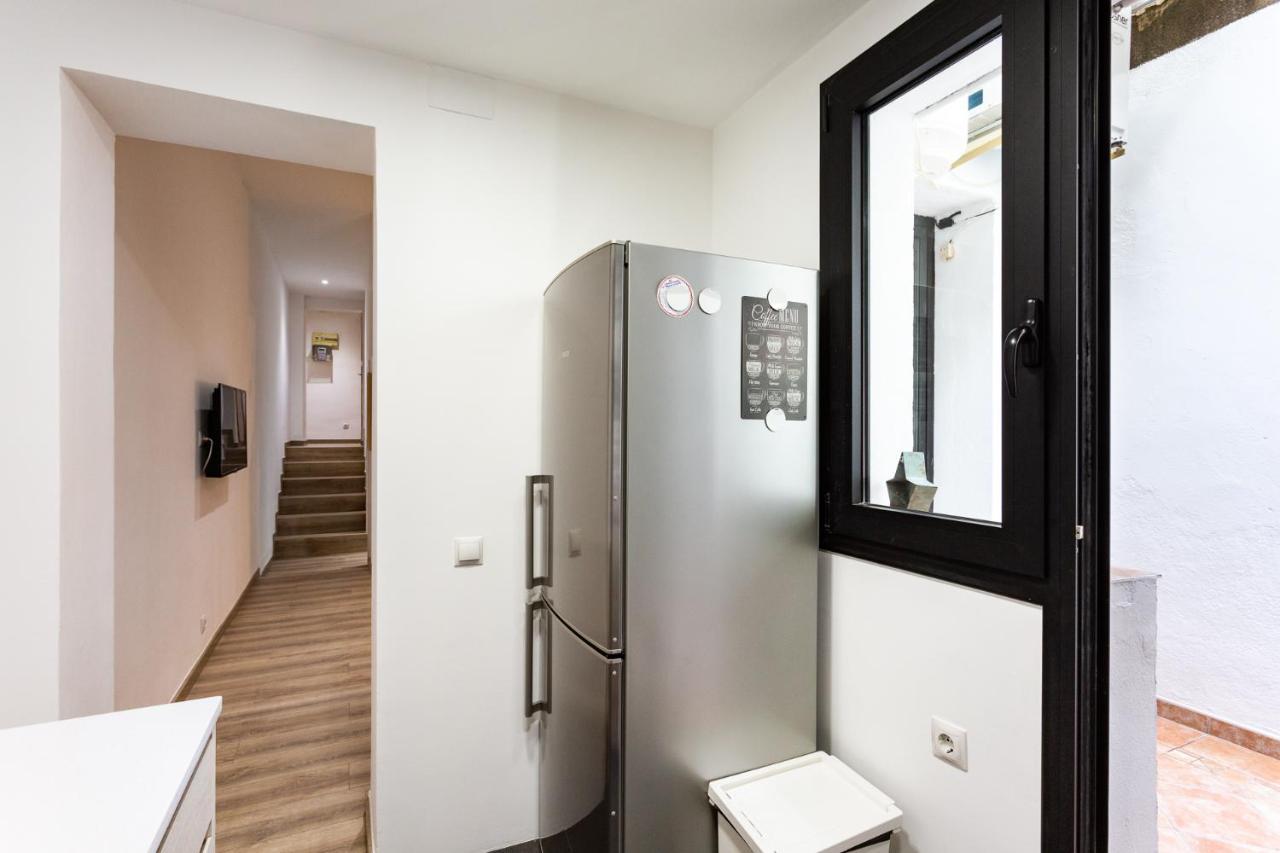 Stay U-Nique Apartments Travessera II บาร์เซโลนา ภายนอก รูปภาพ