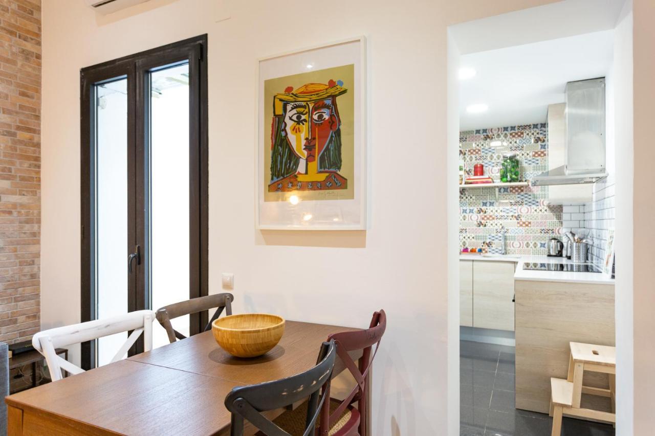 Stay U-Nique Apartments Travessera II บาร์เซโลนา ภายนอก รูปภาพ