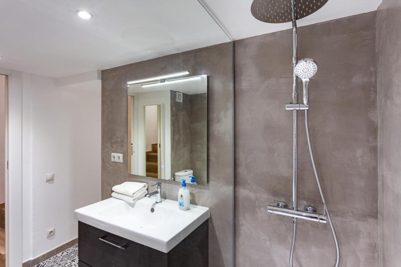 Stay U-Nique Apartments Travessera II บาร์เซโลนา ภายนอก รูปภาพ