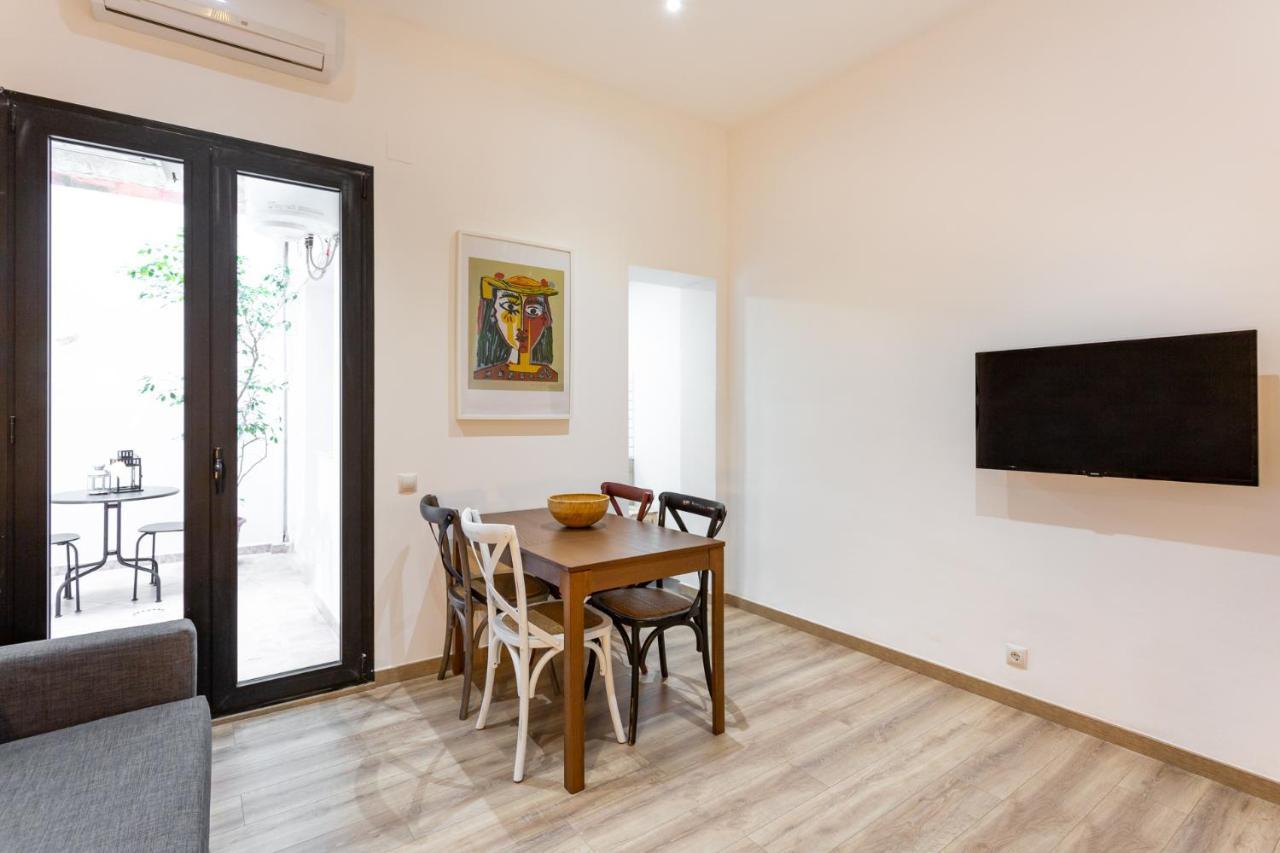 Stay U-Nique Apartments Travessera II บาร์เซโลนา ภายนอก รูปภาพ